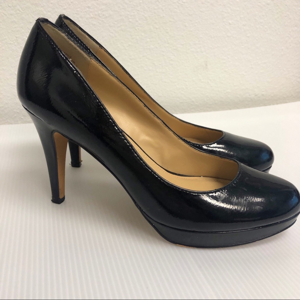 CIRCA JOAN & DAVID Luxe Black Platform Heels 8 M